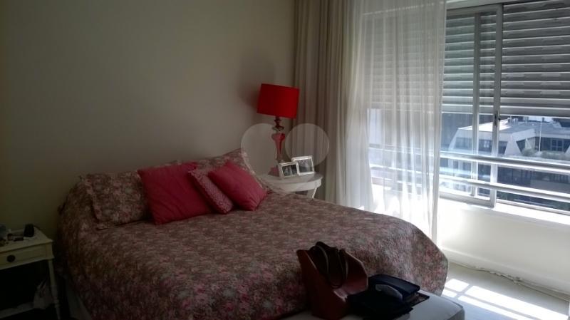Foto REO137675