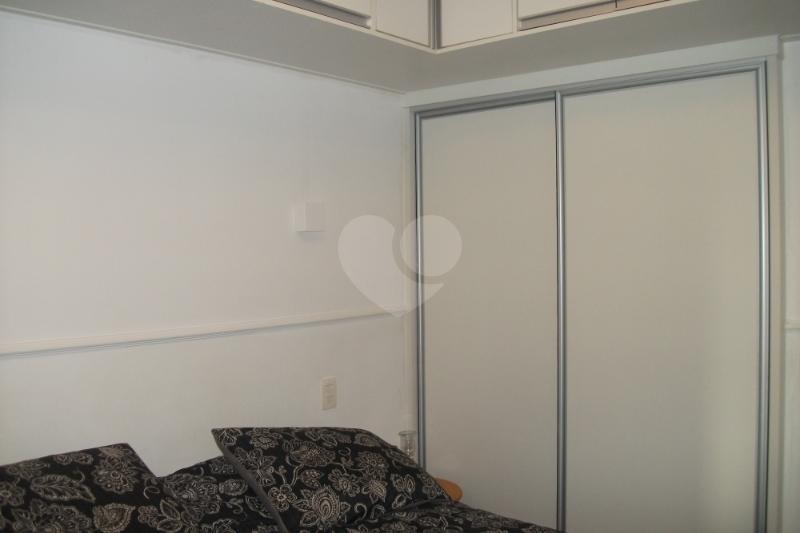 Foto REO138748