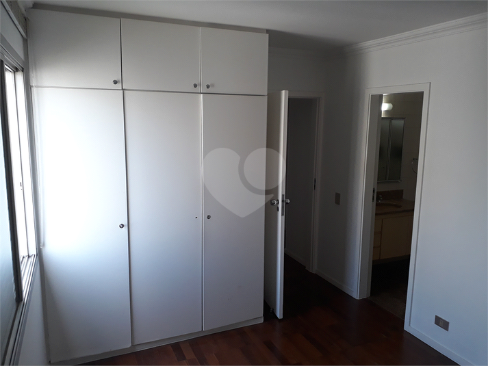 Foto REO140071