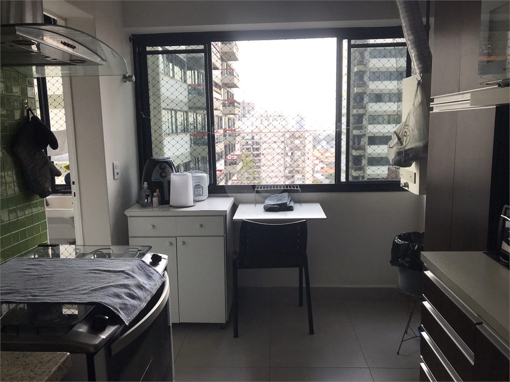 Venda Apartamento São Paulo Sumaré REO140537 6