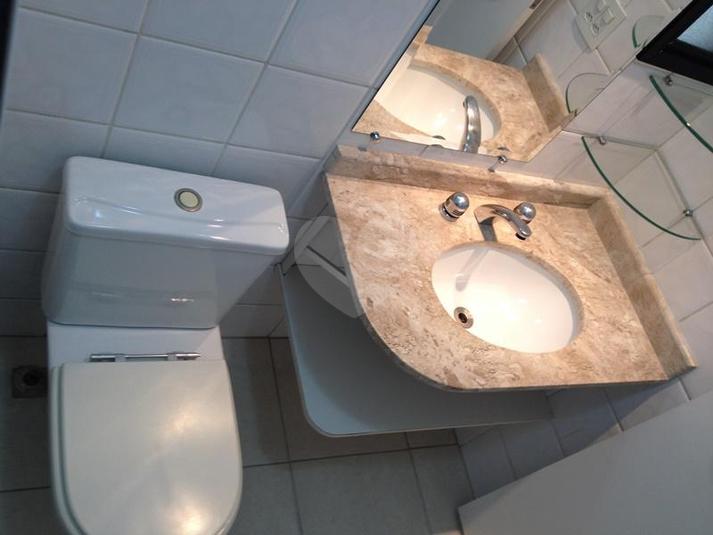 Foto REO141770