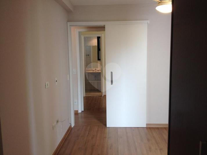 Foto REO141770