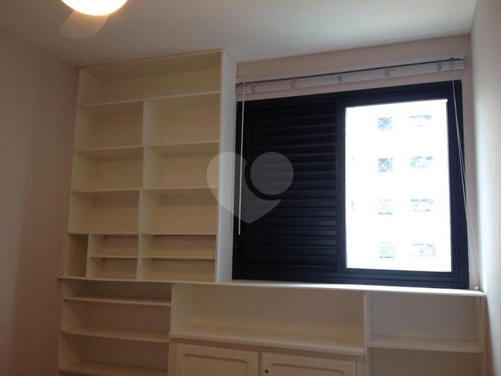 Foto REO141770