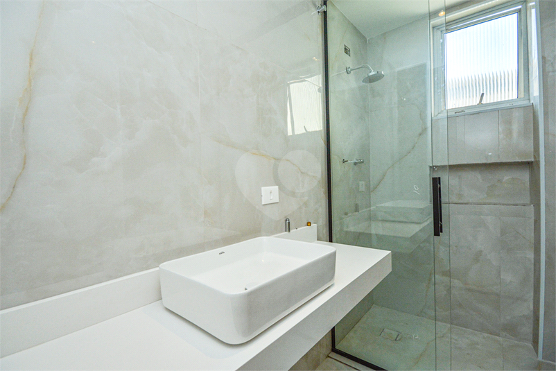 Foto REO141826