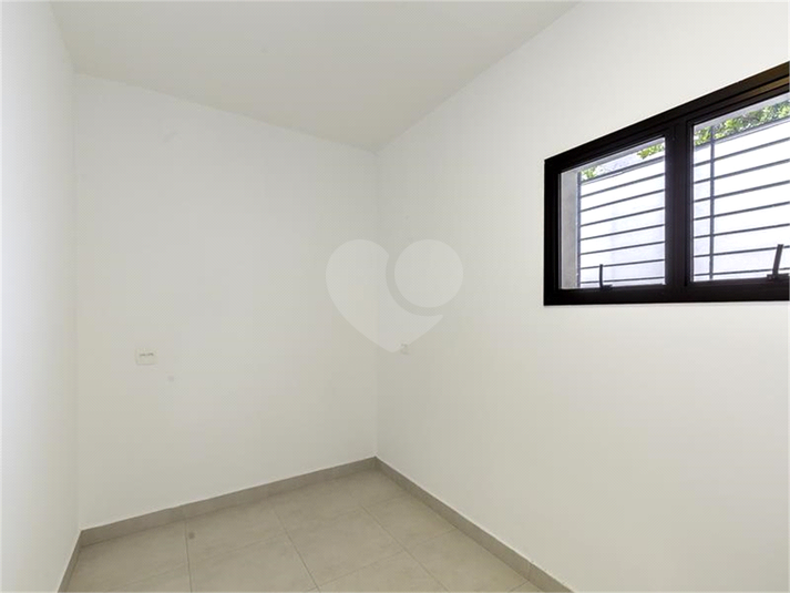 Foto REO142823