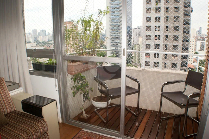 Foto REO143014