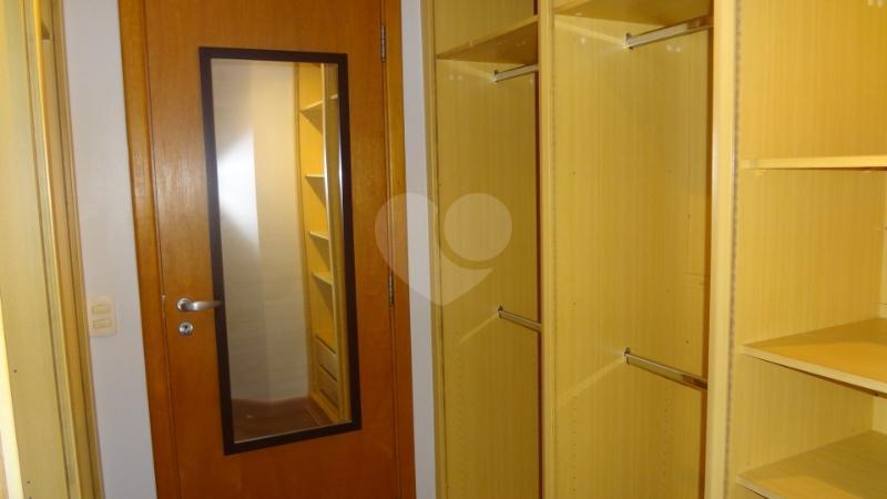 Foto REO143584