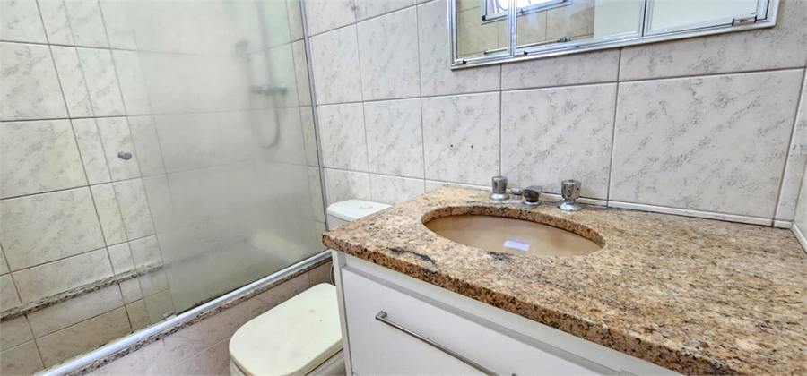 Foto REO143920