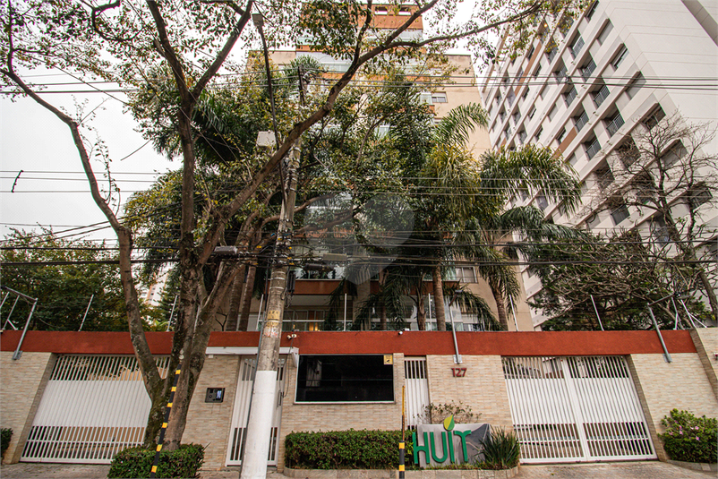Foto REO144034