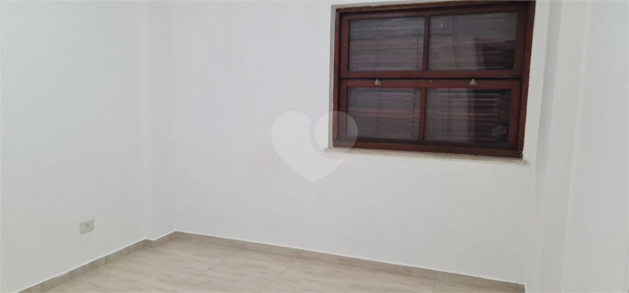 Foto REO144361