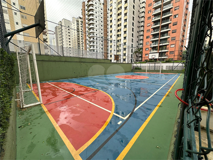 Quadra poliesportiva