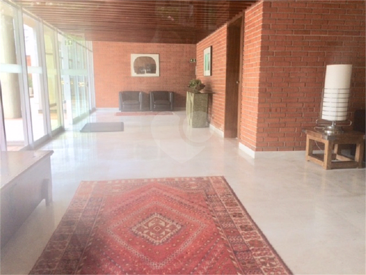 Foto REO145457