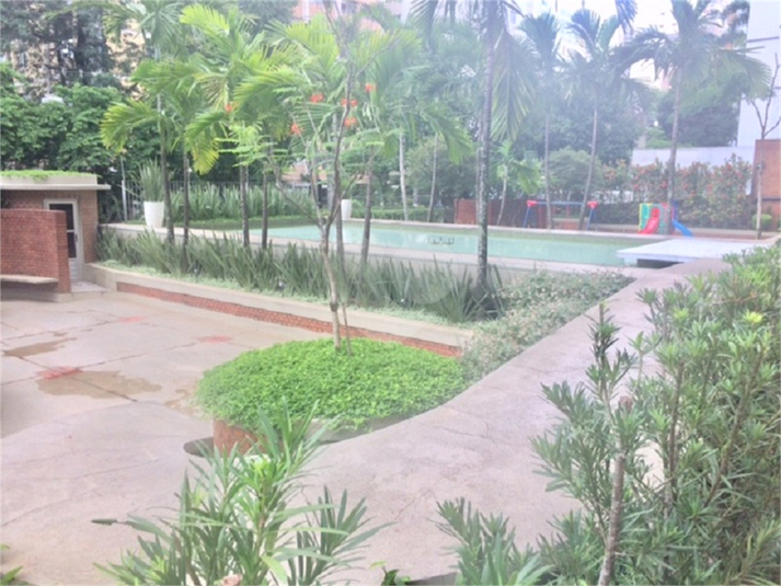 Foto REO145457