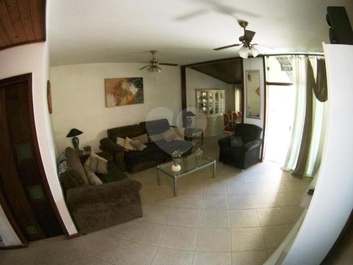 Foto REO145691