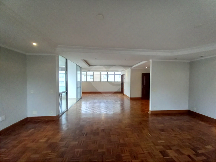 Foto REO147293