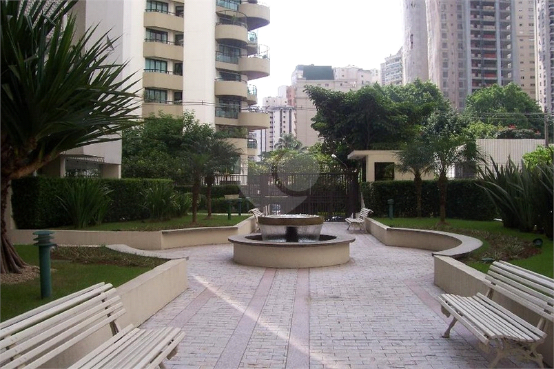 Foto REO149301