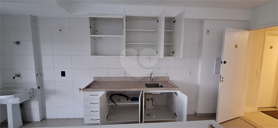Foto REO149631