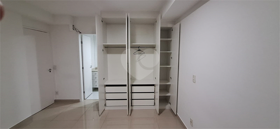 Foto REO149631