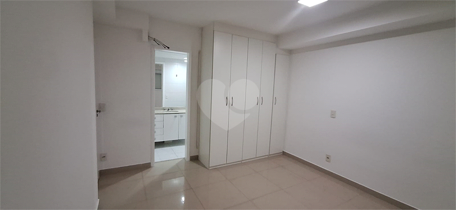 Foto REO149631