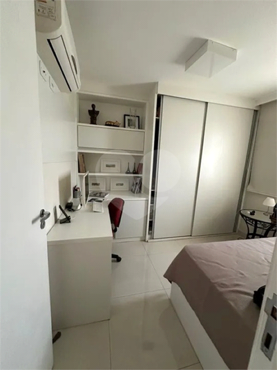 Foto REO150173