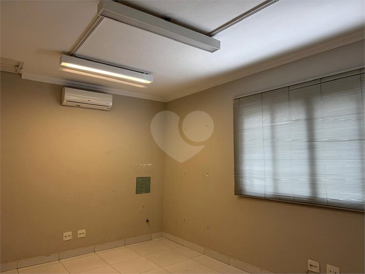Foto REO15049