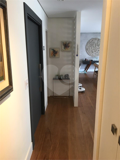 Foto REO152782
