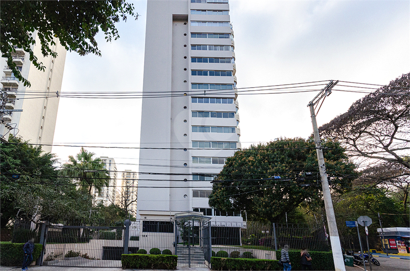 Foto REO153437