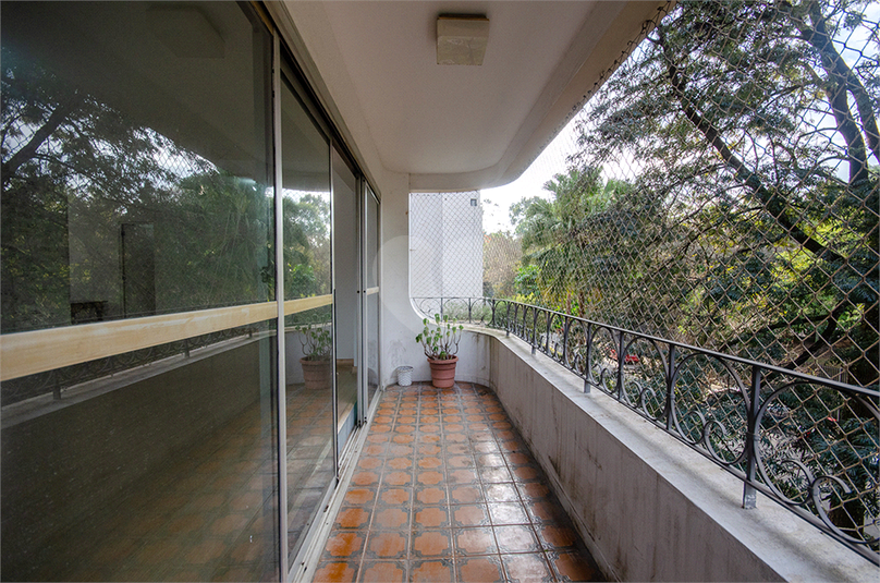 Foto REO153437