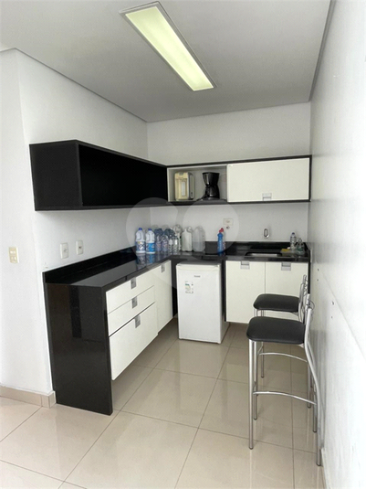 Venda Apartamento São Paulo Bela Vista REO153482 3