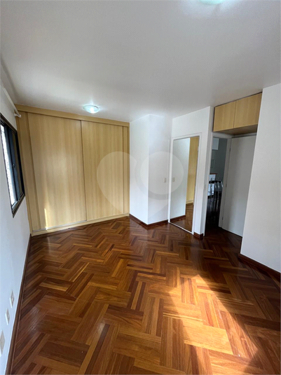 Foto REO153952