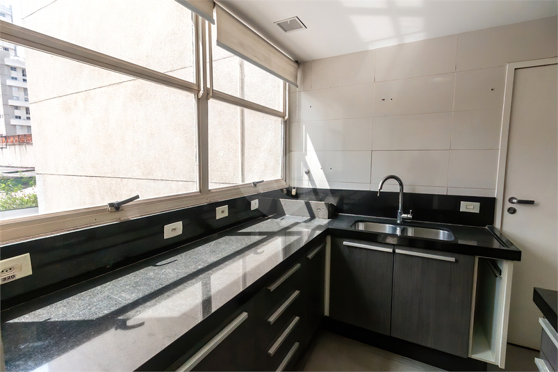 Aluguel Apartamento São Paulo Jardim Europa REO154612 37