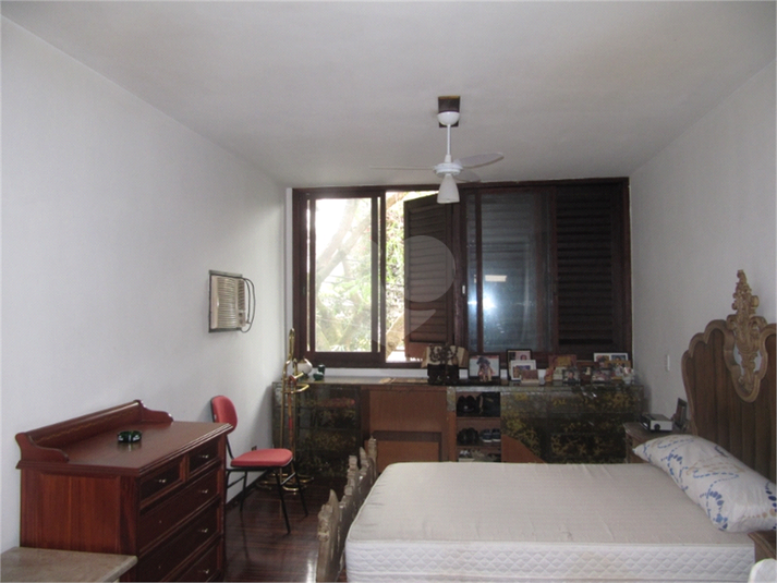 Foto REO157350
