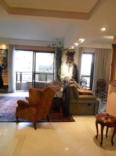 Sala de estar e jantar