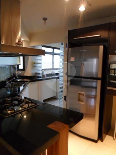 Cozinha moderna e reformada