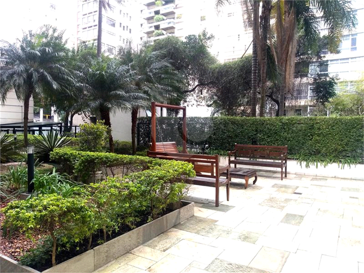 Foto REO159899