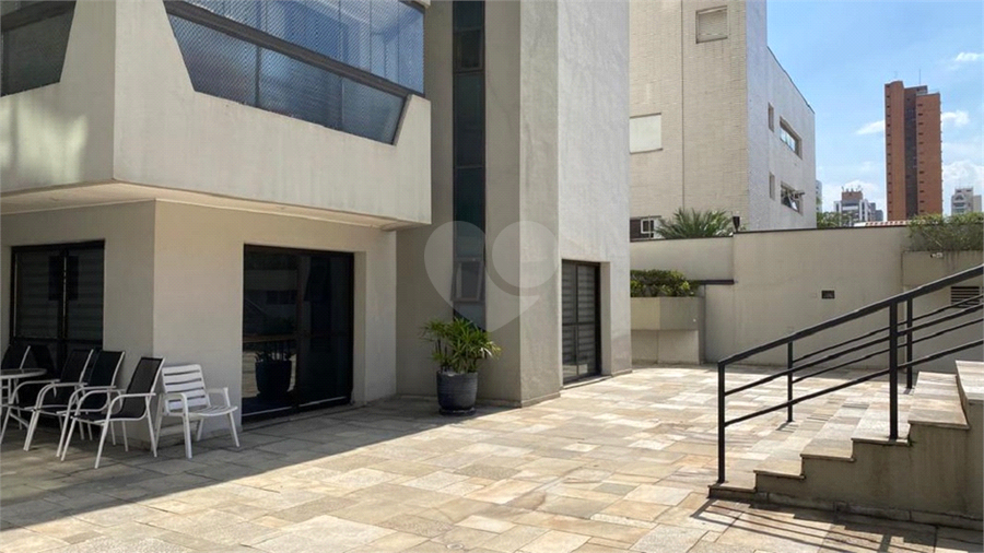 Venda Apartamento São Paulo Moema REO160029 50