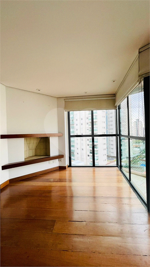 Foto REO16061