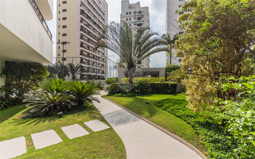 Venda Apartamento São Paulo Higienópolis REO160706 47