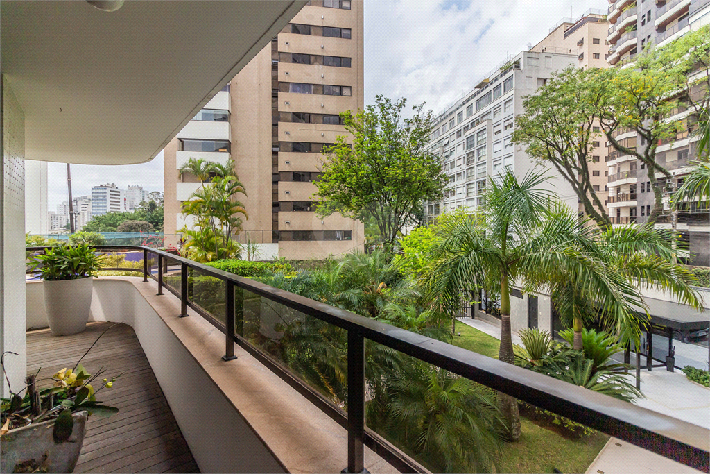 Venda Apartamento São Paulo Higienópolis REO160706 11