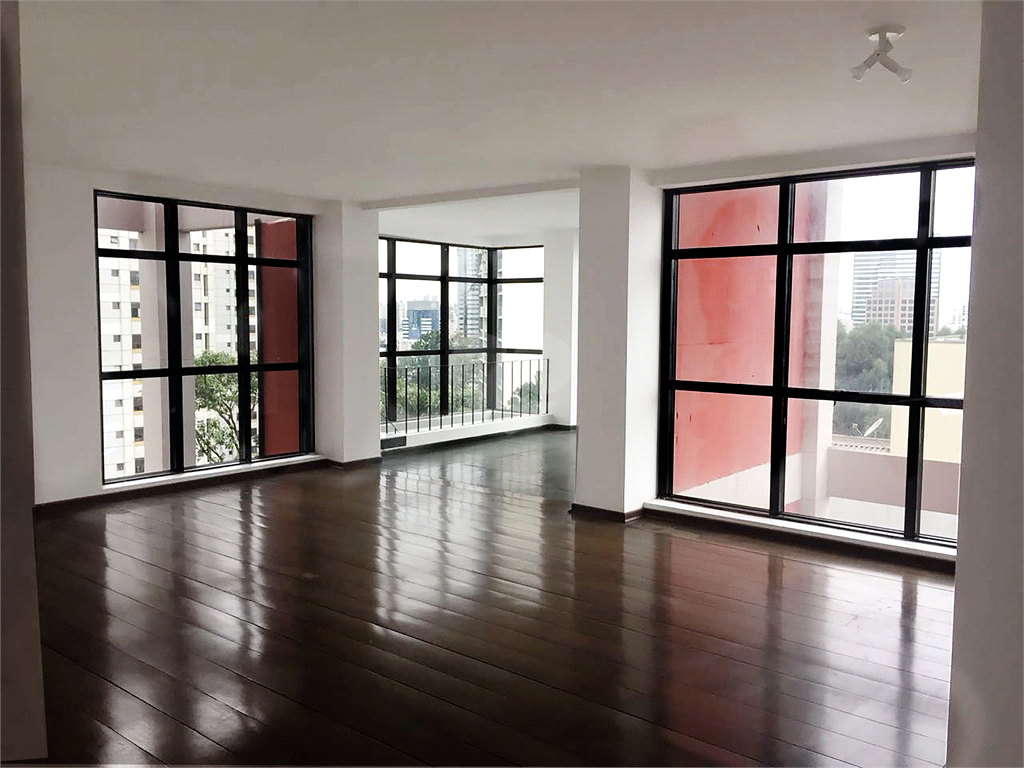 Aluguel Apartamento São Paulo Real Parque REO160861 10