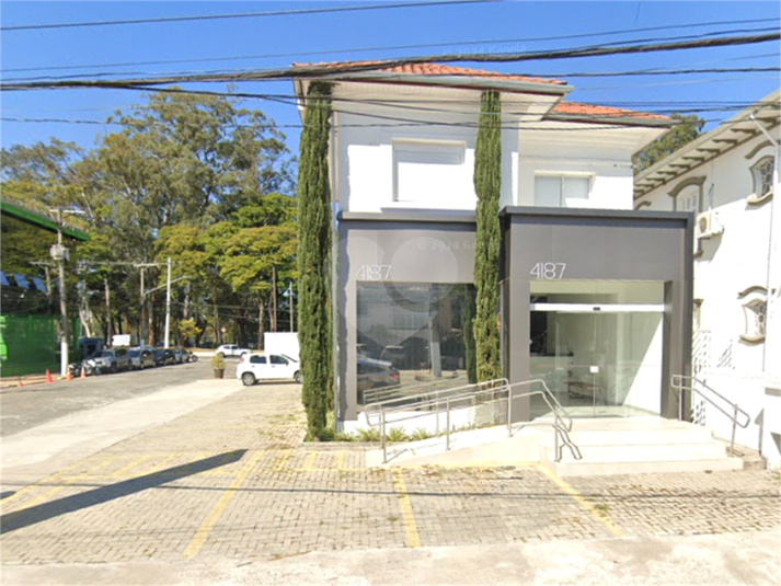 Foto REO162104