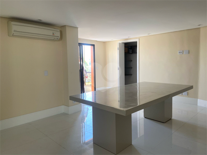 Foto REO162177
