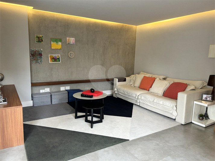 Foto REO162562