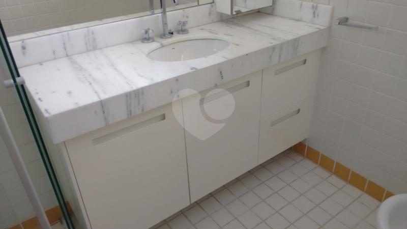 Foto REO162699