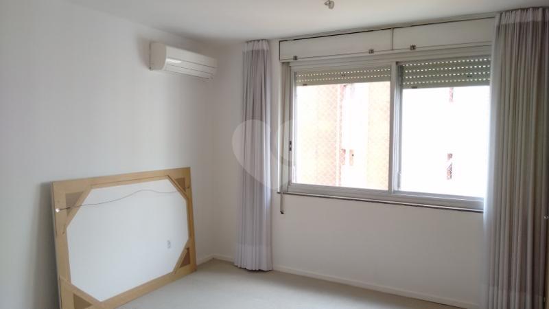Foto REO162699