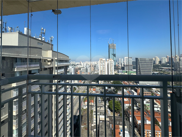 Foto REO162789