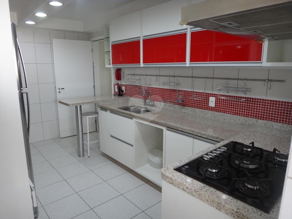 Foto REO162789