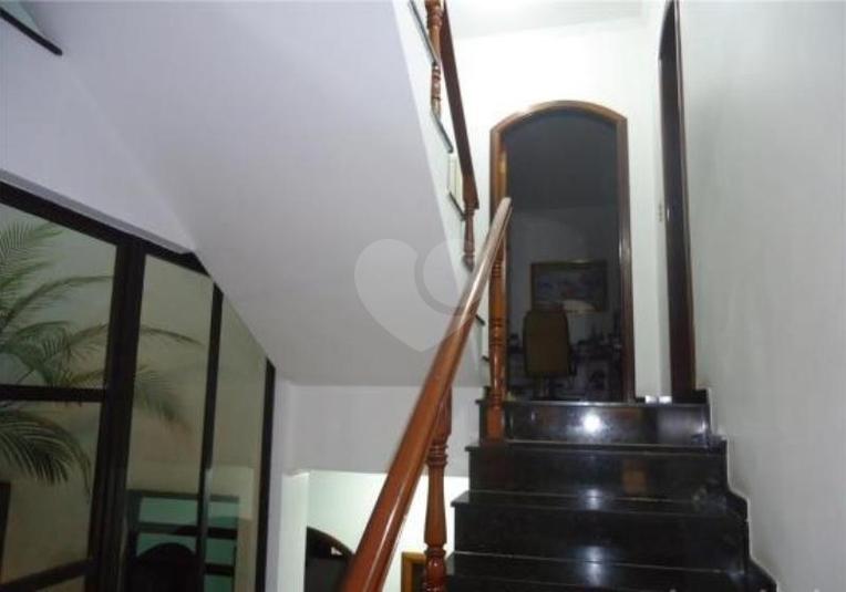 acesso ao piso superior