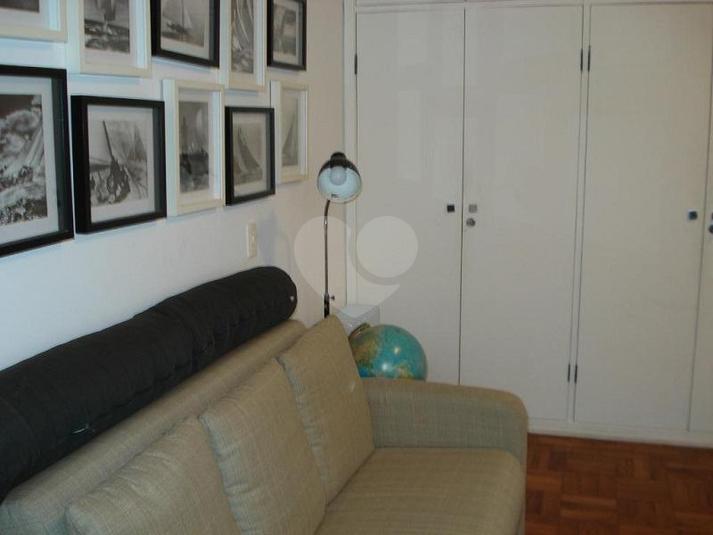 Foto REO163348