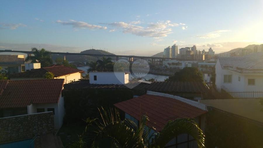 Foto REO164449